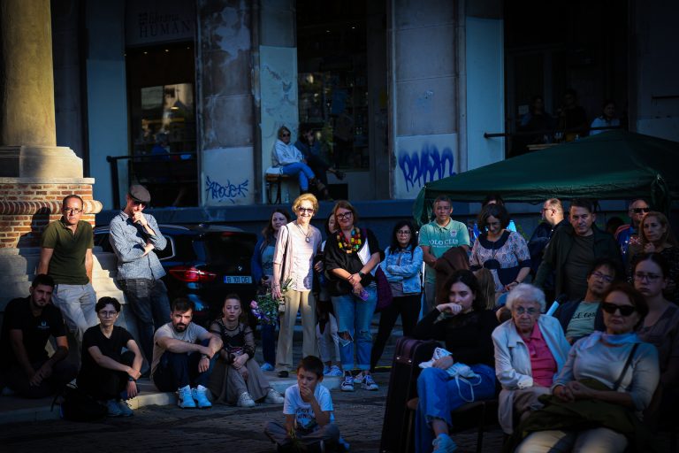 Publicul la un concert din cadrul Piano Express Locuri ale memoriei 2024.