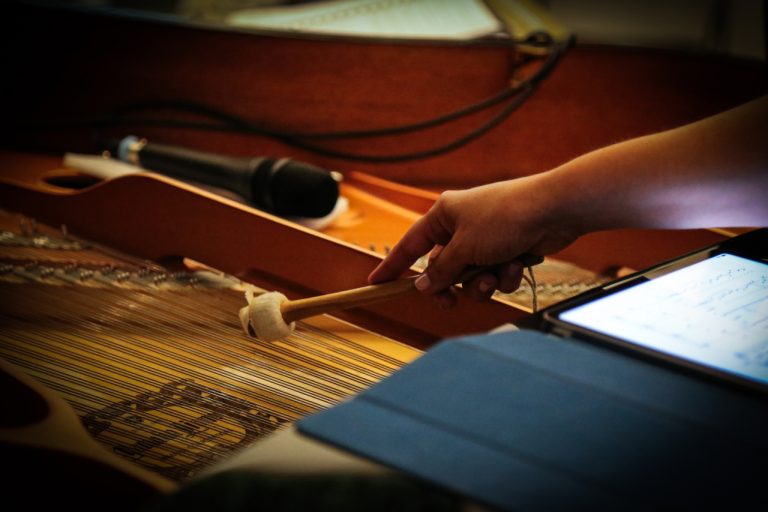 Concert din cadrul Piano Express Locuri ale memoriei 2024, organizat de Adriana Toacsen.